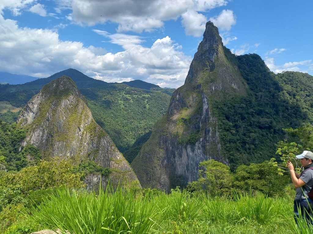 2863B2AE-2375-4273-9591-66F36FD2C19E_1_105_c