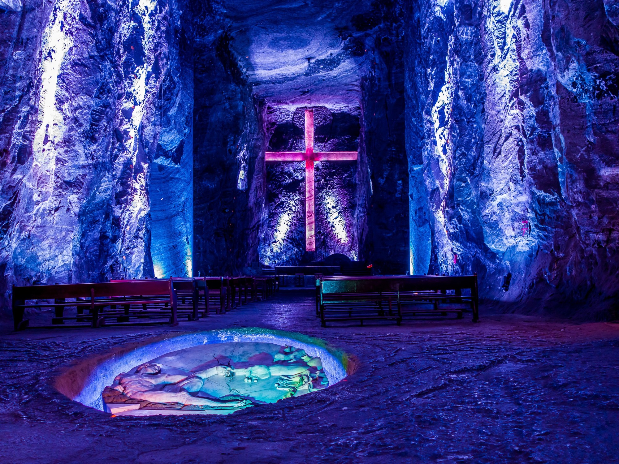 2QPJclIAe_2000x1500__1